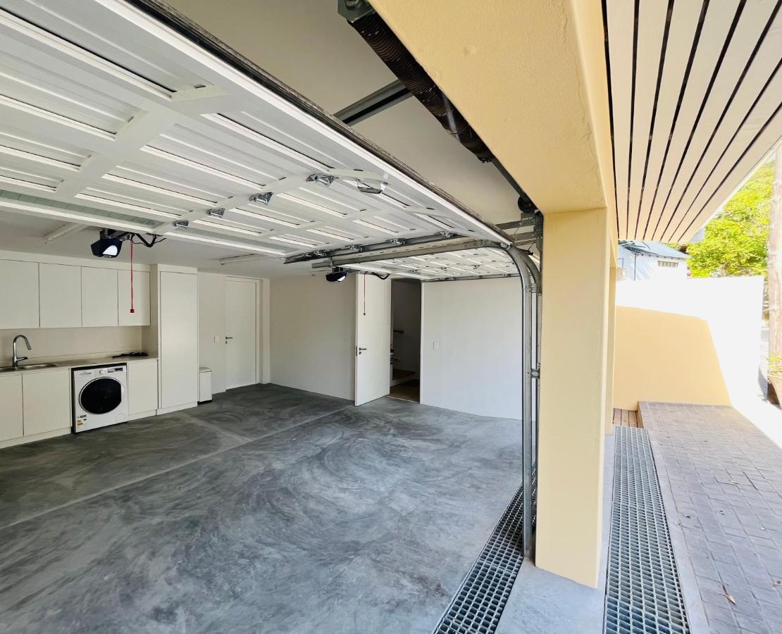 Moonshine - Two Bedroom House With Inverter ケープタウン エクステリア 写真