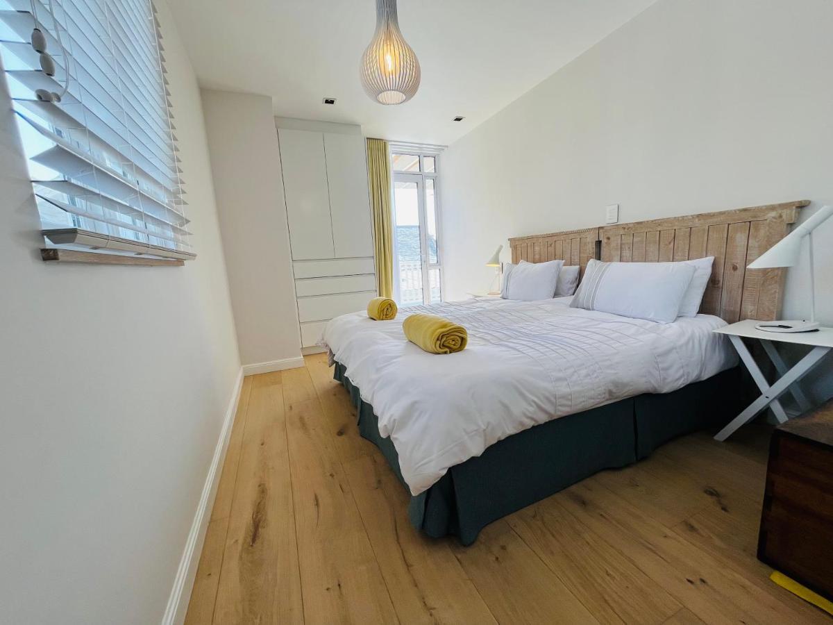 Moonshine - Two Bedroom House With Inverter ケープタウン エクステリア 写真